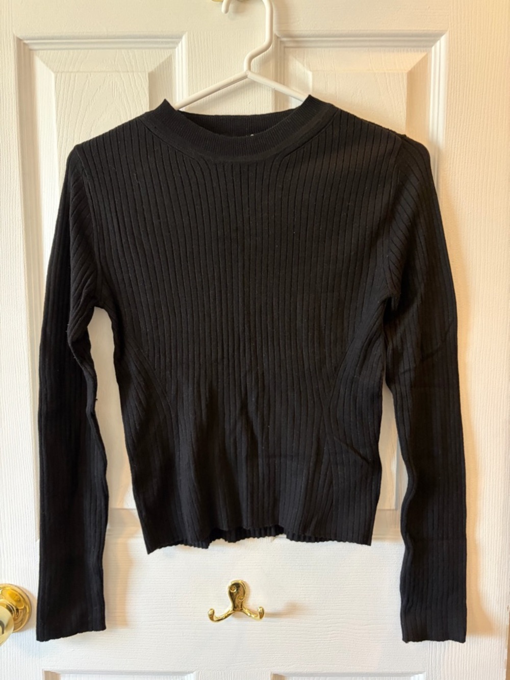 Black Ribbed Long-Sleeve Top